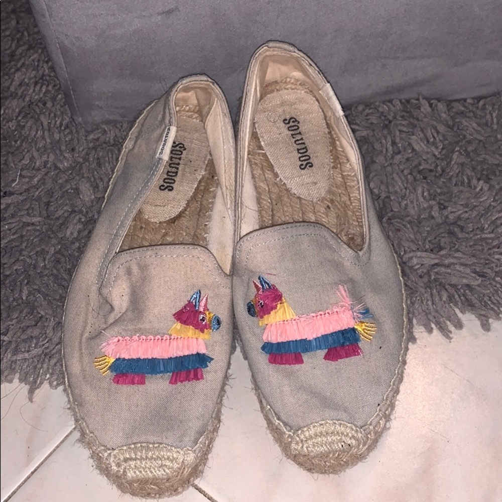Soludos llama flats